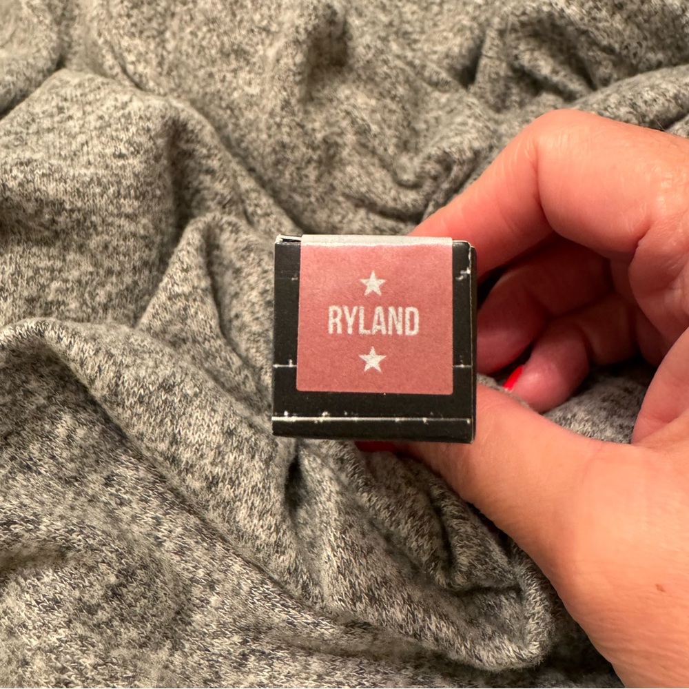 Jeffree Star RYLAND Velour Liquid Lipstick  *sold out online* - Picture 4 of 5